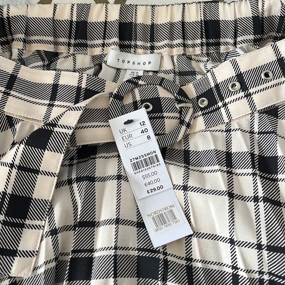 Topshop, plaid, pleated miniskirt, belted, Sz: 8 - Picture 5 of 5